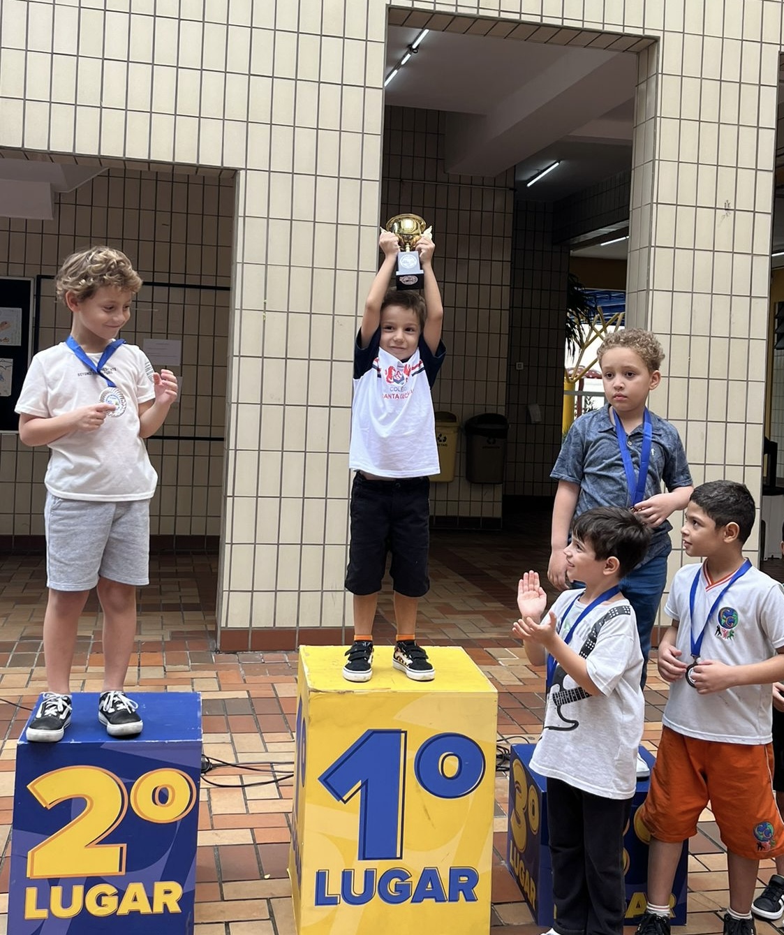 Santista de 8 anos se destaca em campeonatos de xadrez escolar no País -  Diário do Litoral