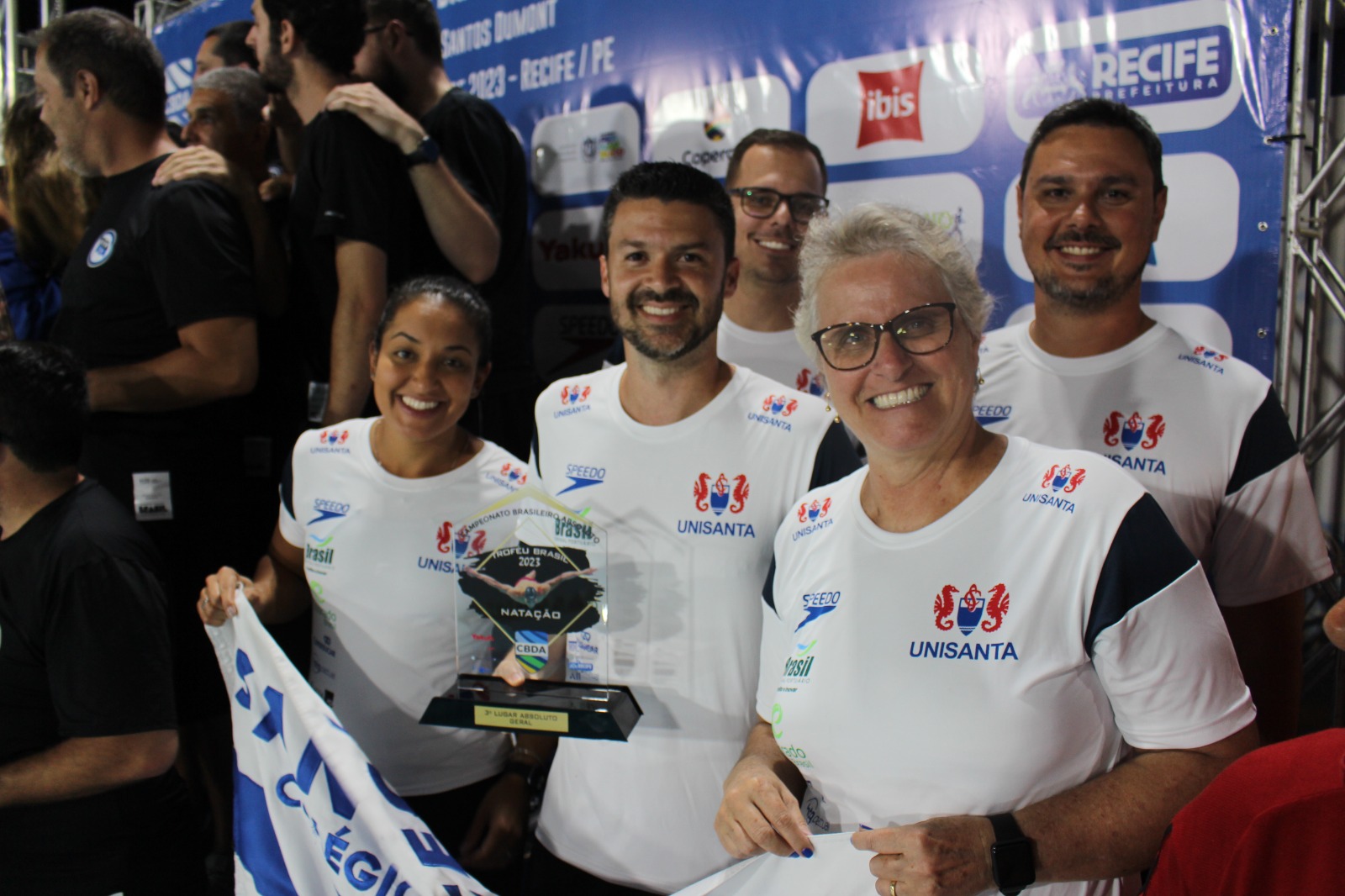 Troféu Brasil de Natação: Uma finalista principal e superação de