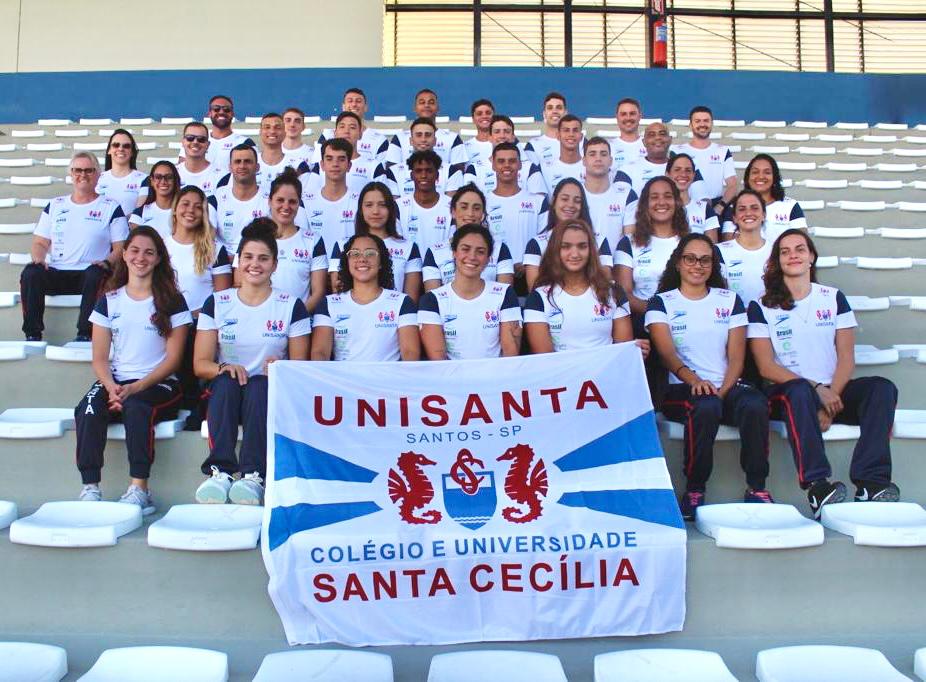 Equipe de natação da Unisanta se prepara para o Troféu José Finel