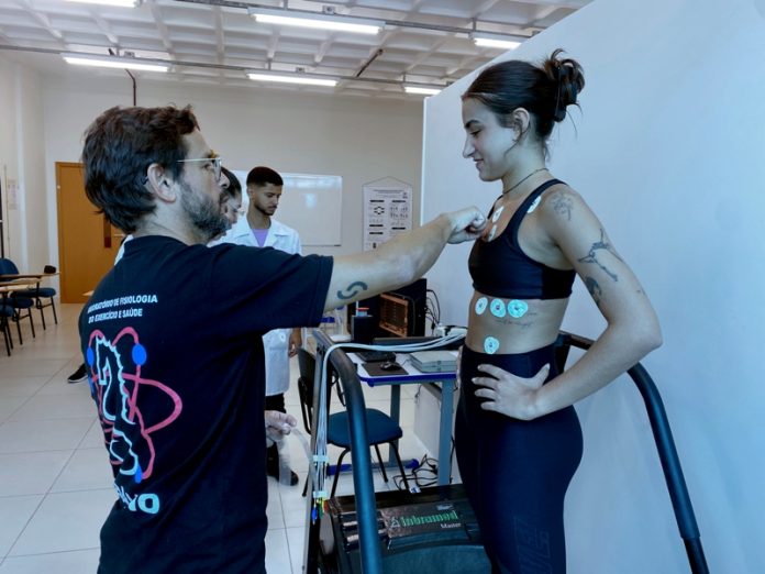 A Unisanta aprimorou o Lafes do curso de Educação Física com modernos equipamentos, consolidando-o como um dos mais completos do país para avaliações cardiorrespiratórias.