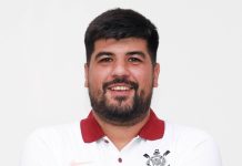 Formado na Fefesp, Fernando Fraga é treinador das equipes sub-7 e sub-8 do Corinthians