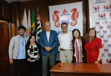 Unisanta sedia seminário internacional sobre saúde pública com professor Didier Jourdan, da França